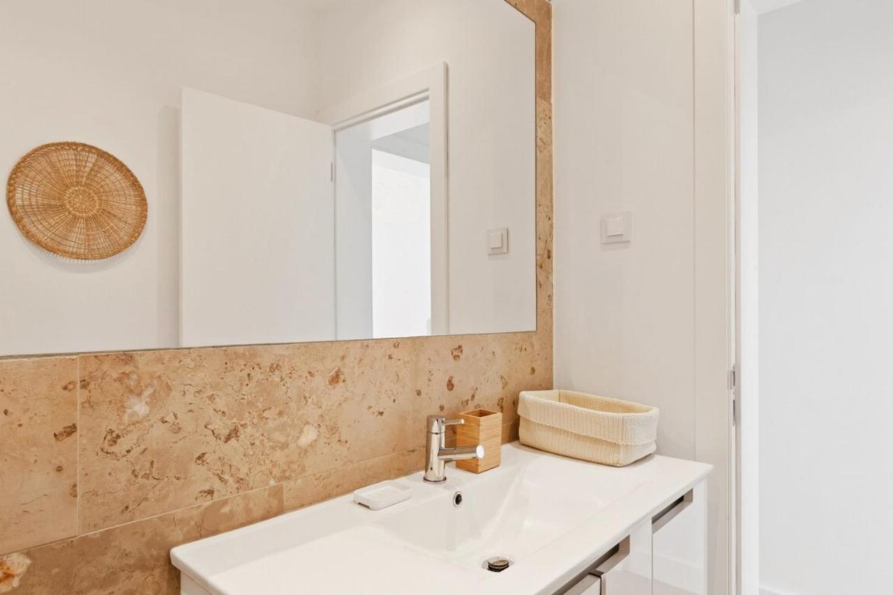 Modern Portuguese 1 Bedroom Apartment In Belem Lisboa Ngoại thất bức ảnh